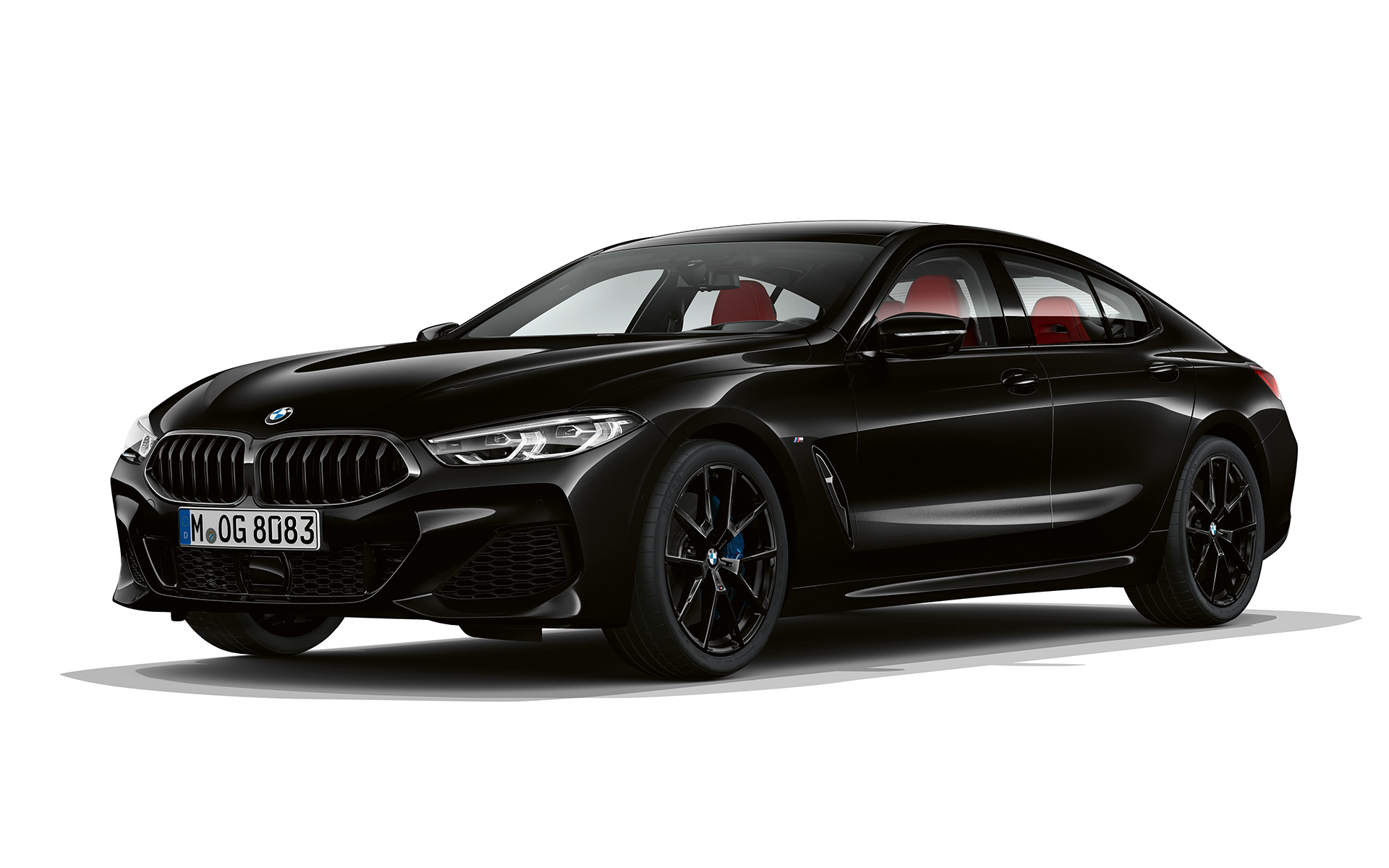 Dark Seductioni kolm neljandikku eestvaade BMW 8. seeria Gran Coupé, Dark Seductioni kolm neljandikku eestvaade