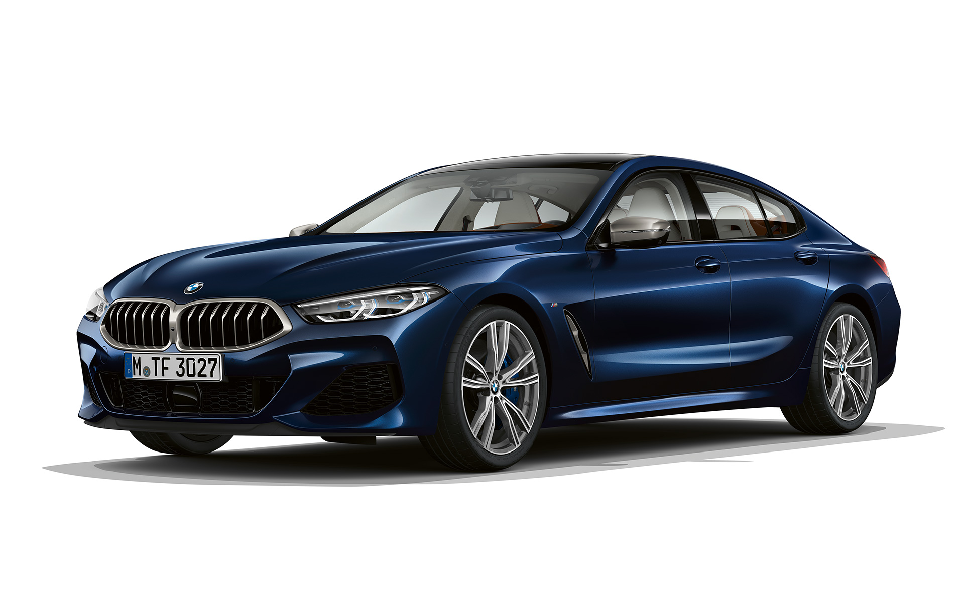 Individual Sophisticationi kolm neljandikku eestvaade BMW 8. seeria Gran Coupé, Individual Sophisticationi kolm neljandikku eestvaade