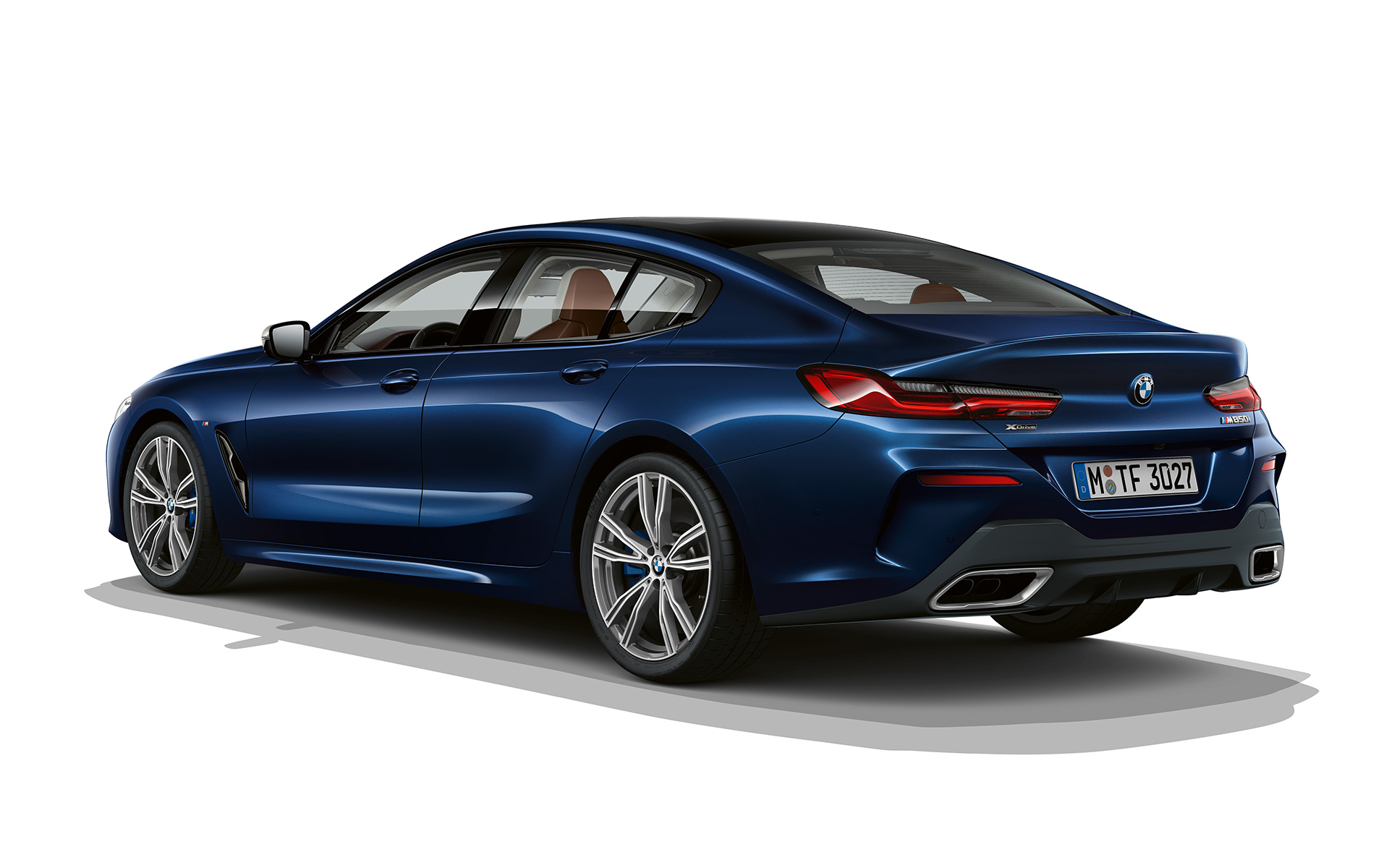 Individual Sophisticationi kolm neljandikku tagantvaade BMW 8. seeria Gran Coupé, Individual Sophisticationi kolm neljandikku tagantvaade