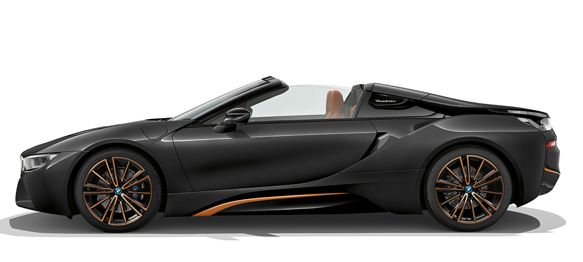 BMW i8 Roadster Ultimate Sophisto Edition, külgvaade BMW i8 Roadster Ultimate Sophisto Edition, Sophisto Grey, külgvaade