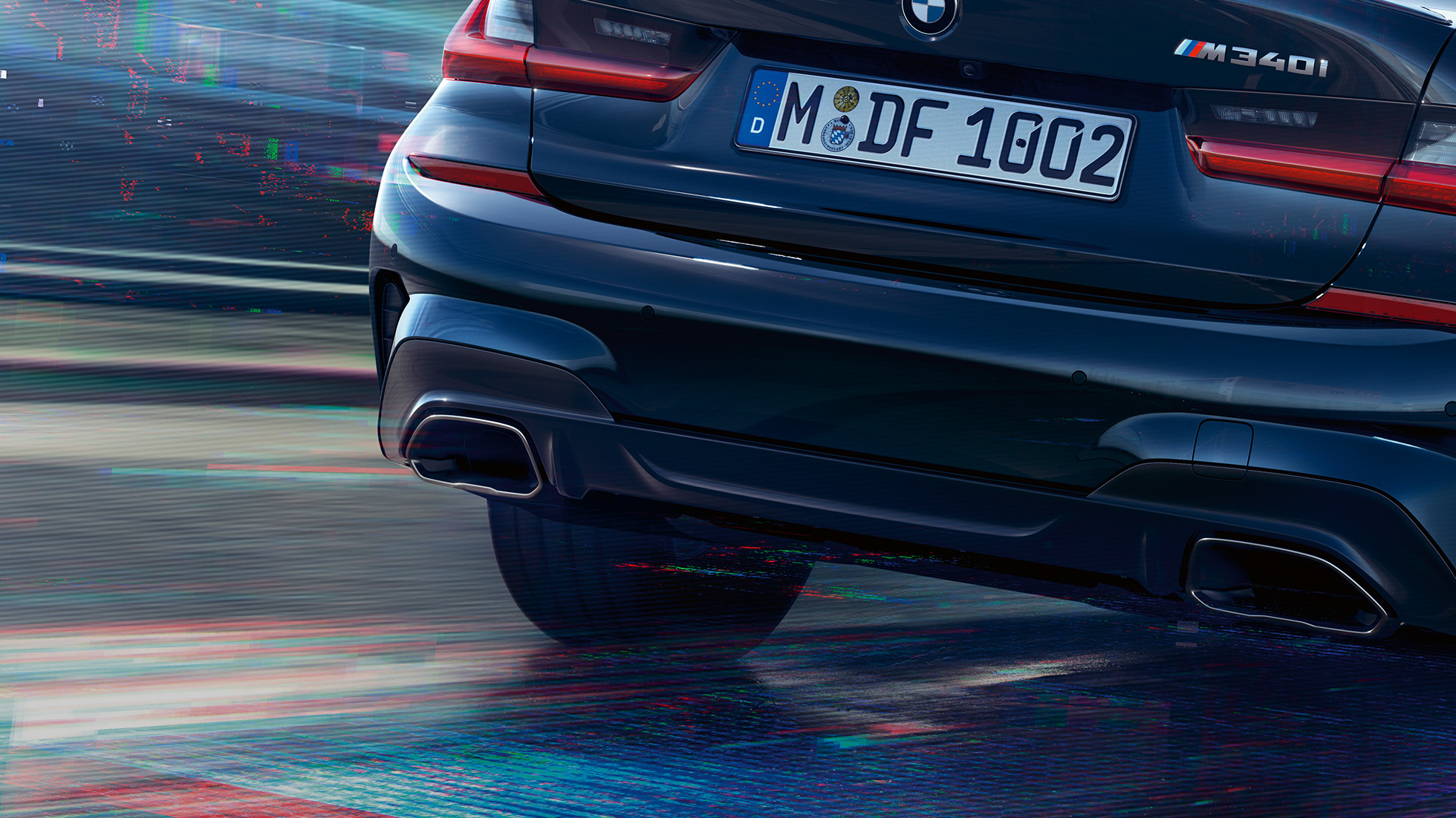 BMW M340i xDrive Sedan, summutitoru äärised BMW M340i xDrive Sedan G20 Sapphire Black metallik, lähivaade, summutitoru äärised