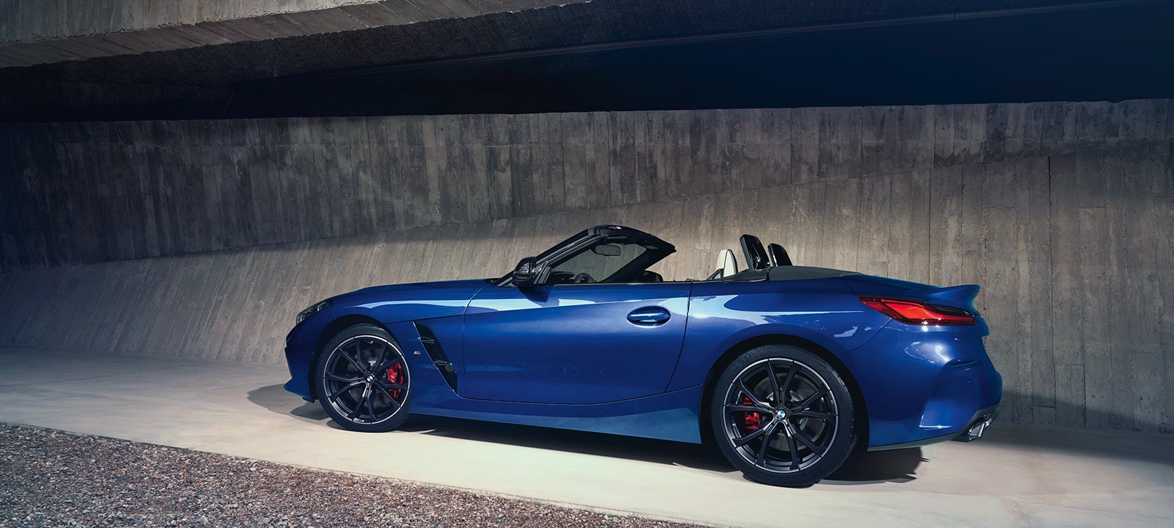 BMW Z4 M40i G29 2022, Portimao Blue, tehnilised andmed