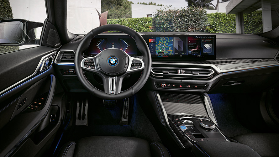 BMW i4 M50 G26 2021, salong, juhikoht, armatuurlaud ja keskkonsool