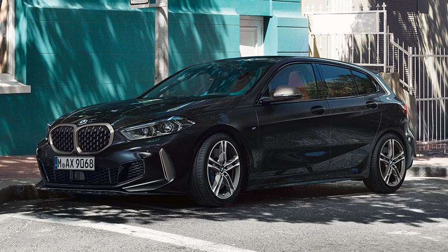 BMW M135i xDrive (F40), Black Sapphire metallik, tehnilised andmed BMW M135i xDrive (F40), Black Sapphire metallik, tehnilised andmed