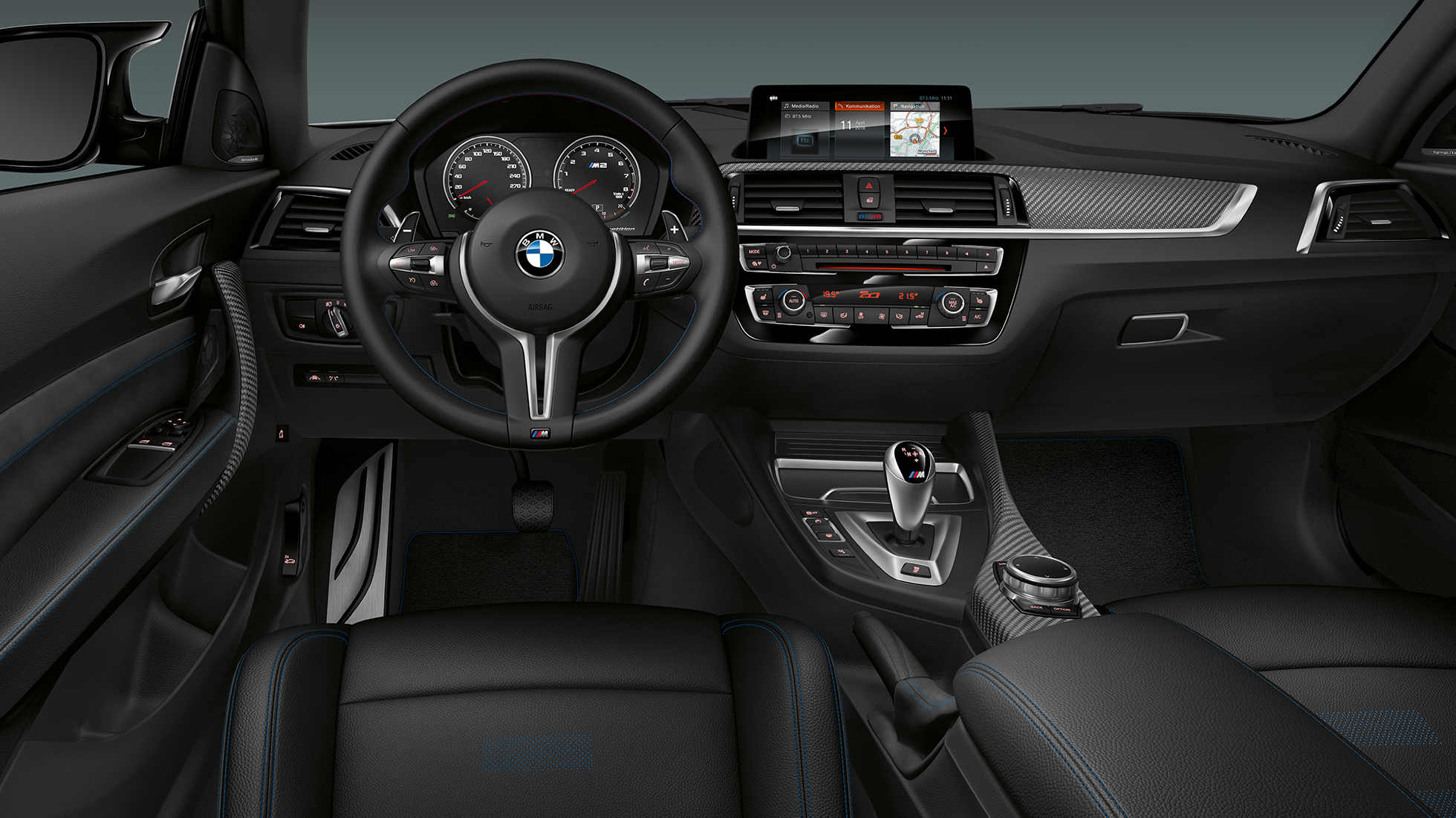 BMW M2 Competition F87 juhikoht BMW M2 Competition F87 2018 Hockenheim Silver metallik, salong, juhikoht