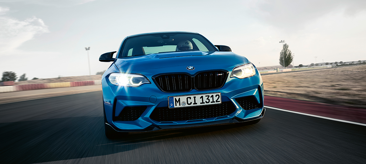 BMW M2 CS disain BMW M2 CS F87 Misano Blue metallik, disaini eestvaade