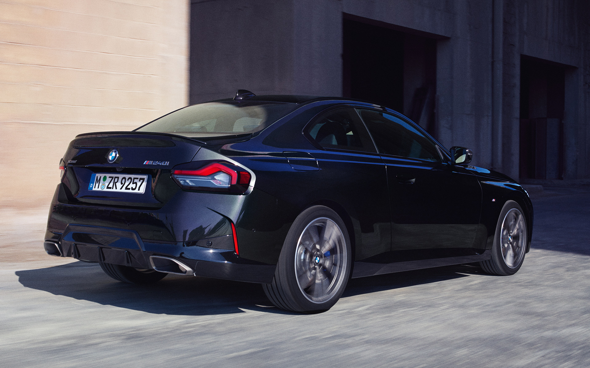 BMW M240i G42, atleetlik tagaosa Atleetlik tagaosa, BMW M240i G42