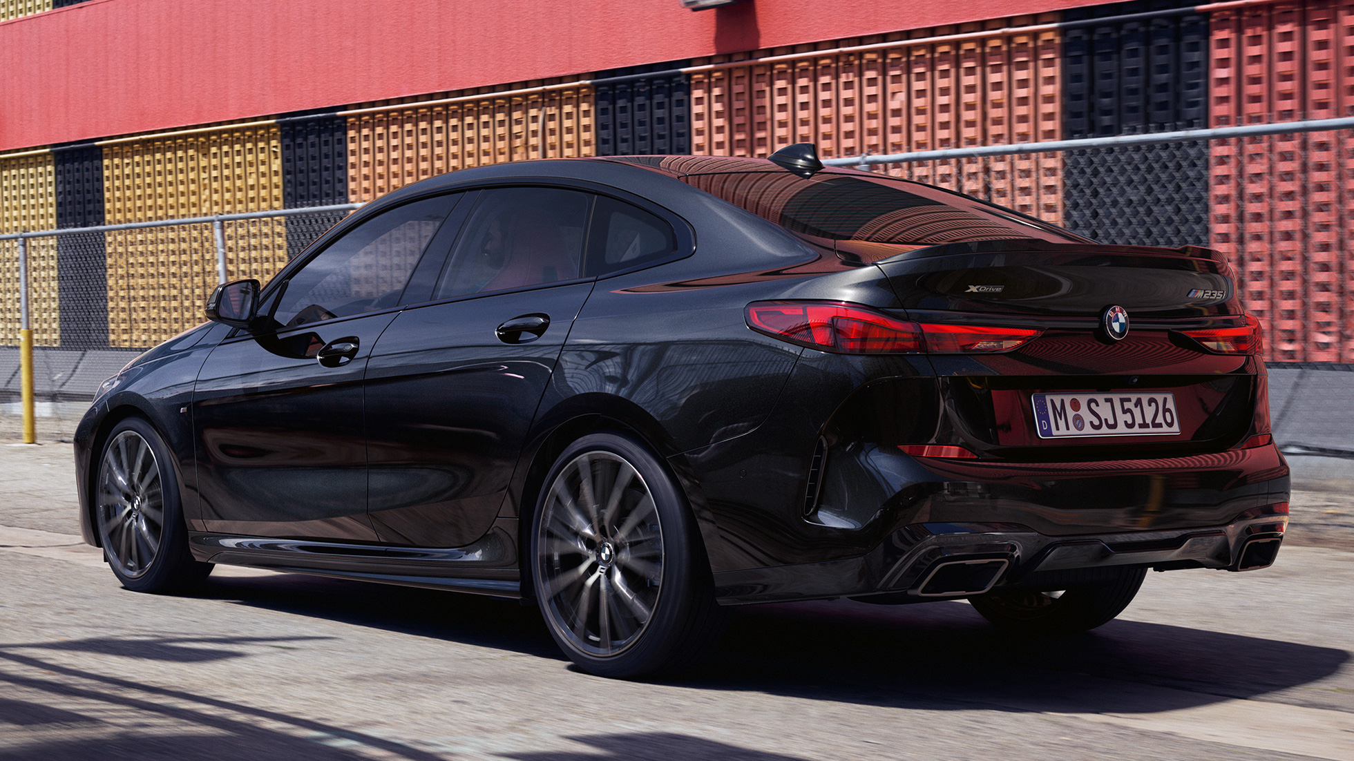 Kupeejoon, BMW M235i xDrive Gran Coupé Kupeejoon, BMW M235i xDrive Gran Coupé 2020 toonis Black Sapphire metallik F44 kolm neljandikku külgvaade