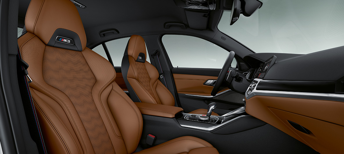 BMW M3 Sedaan G80 2020 salong, BMW Individuali täisnahkpolster 'Merino' Tartufo BMW M3 Sedaan G80 2020 salong, BMW Individuali täisnahkpolster 'Merino' Tartufo