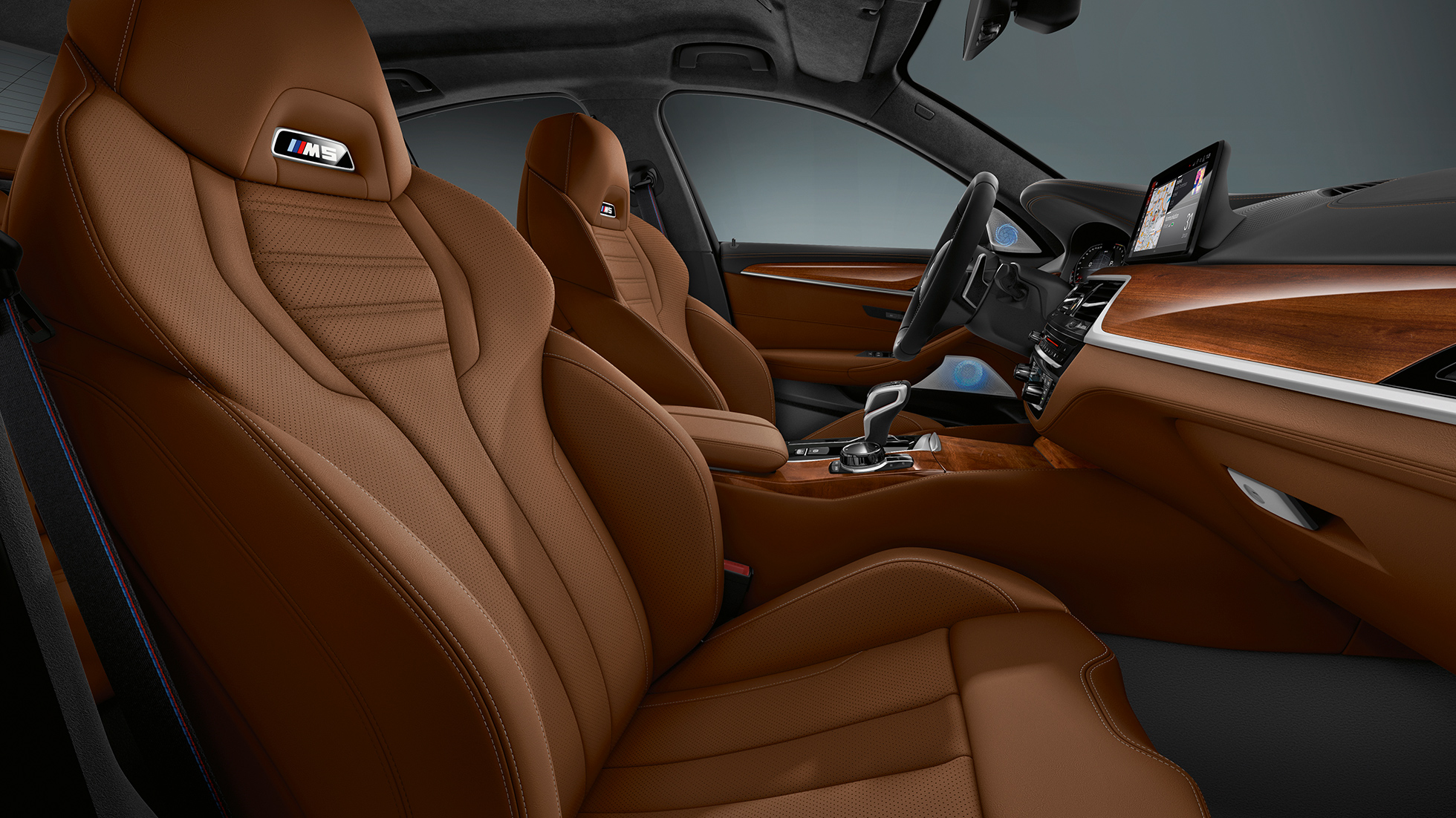 BMW Individuali kollektsioon. BMW M5 Competitioni salong.