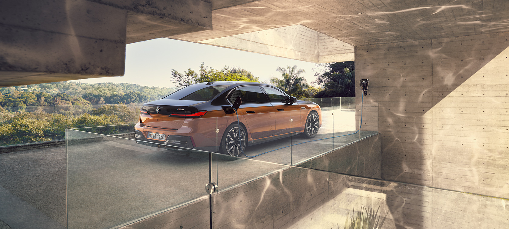 Video, välisilme, BMW i7 M70 xDrive Sedaan G70 BMW i7 M70 xDrive Sedaan G70, video, välisilme