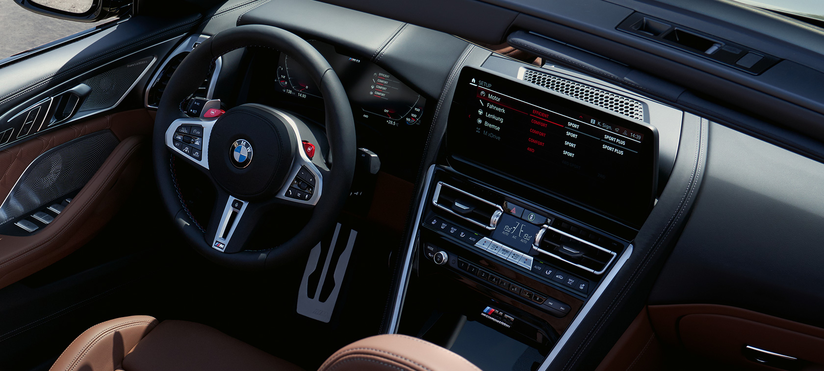 BMW M8 Competition Cabrio F91 LCI Facelift 2022 juhikoht, keskpaneeli ekraan