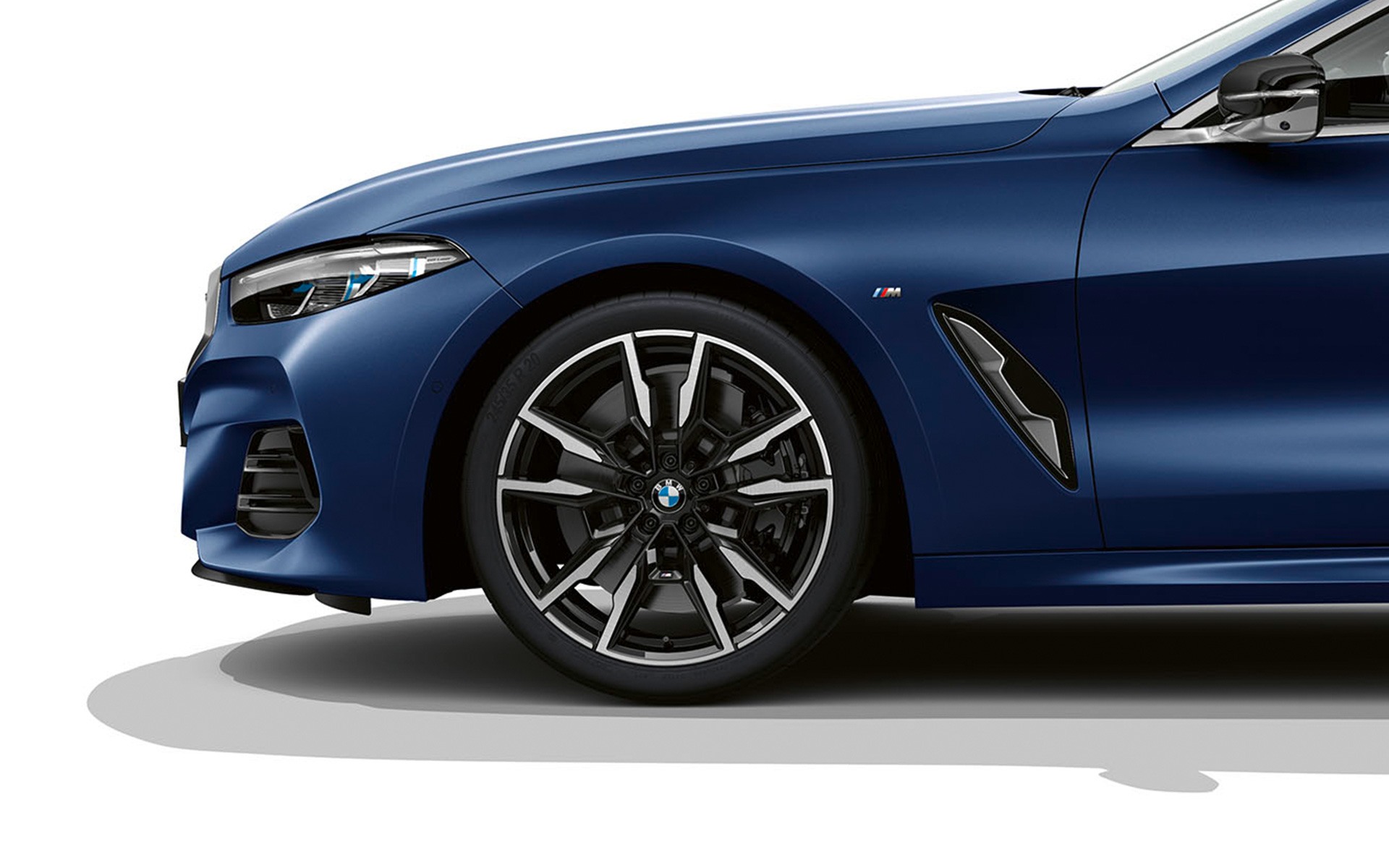 BMW M850i xDrive Gran Coupé G16 LCI Facelift 2022 M-kergmetallveljed Double-spoke style 895 M Bicolour BMW M850i xDrive Gran Coupé G16 LCI Facelift 2022 M-kergmetallveljed Double-spoke style 895 M Bicolour