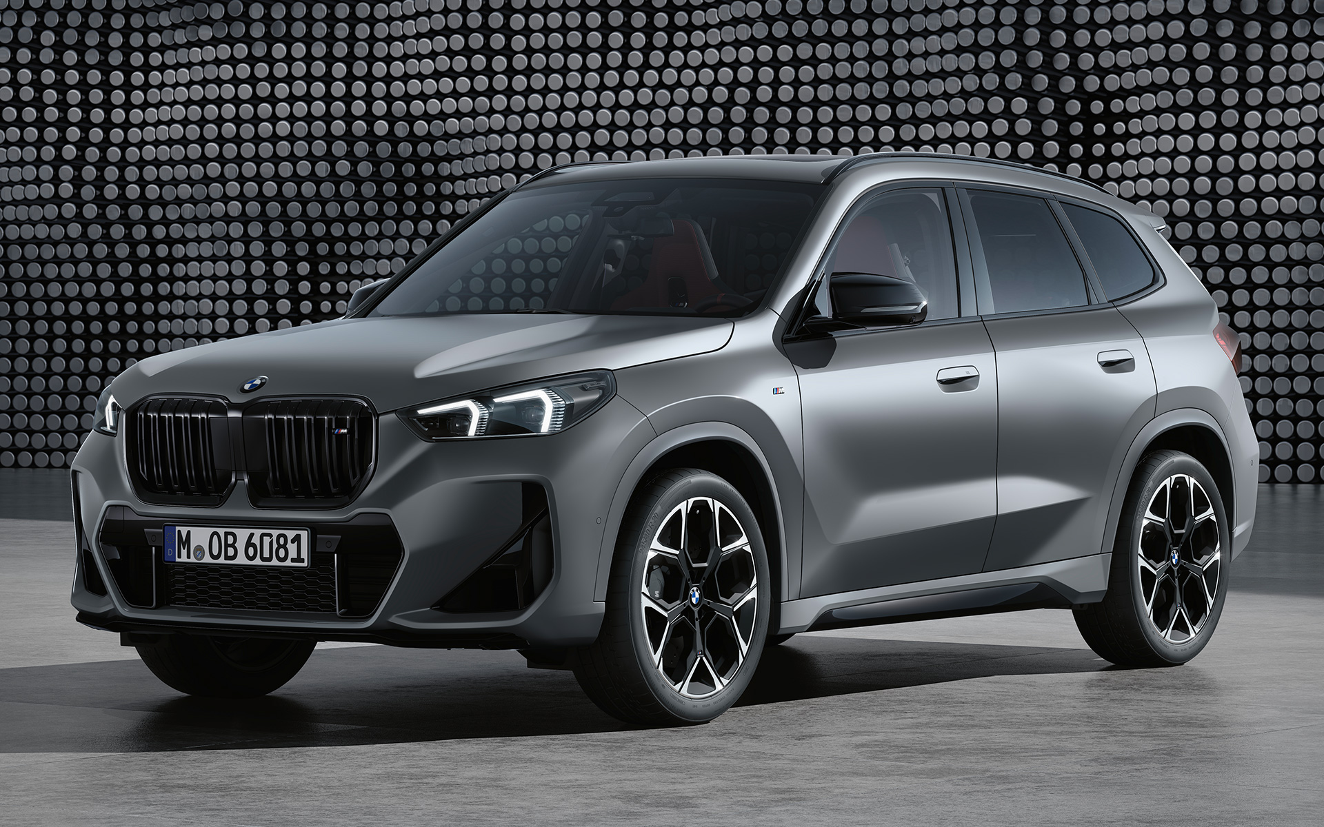BMW X1 M35i xDrive BMW X1 M35i xDrive, kolm neljandikku eestvaade