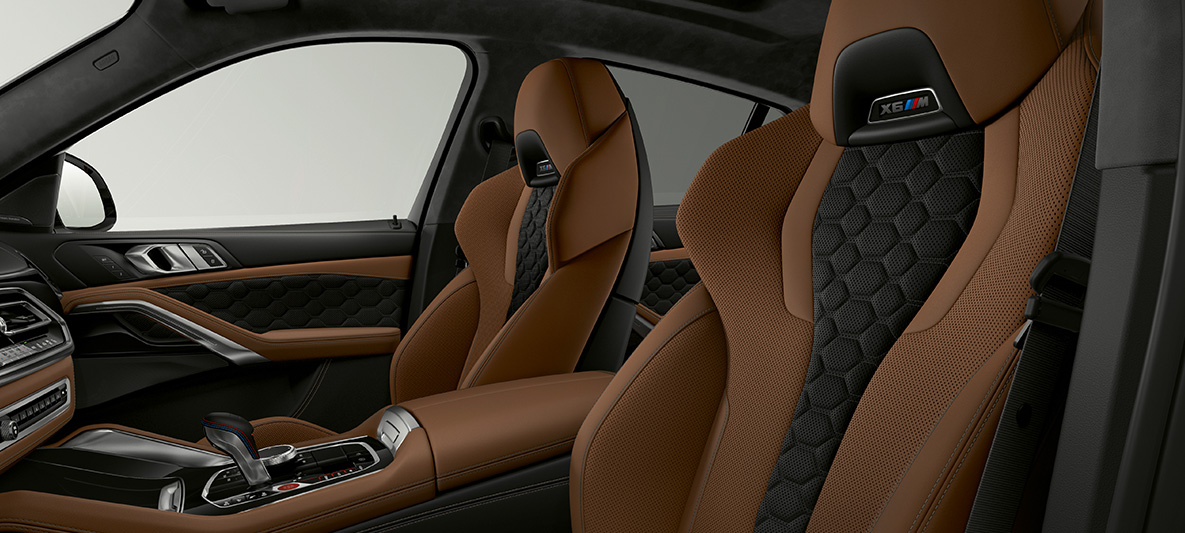 Multifunktsionaalsed M-istmed, BMW X6 M F96 X6 M logoga multifunktsionaalsed M-istmed, BMW X6 M F96 2020, maastur, salong