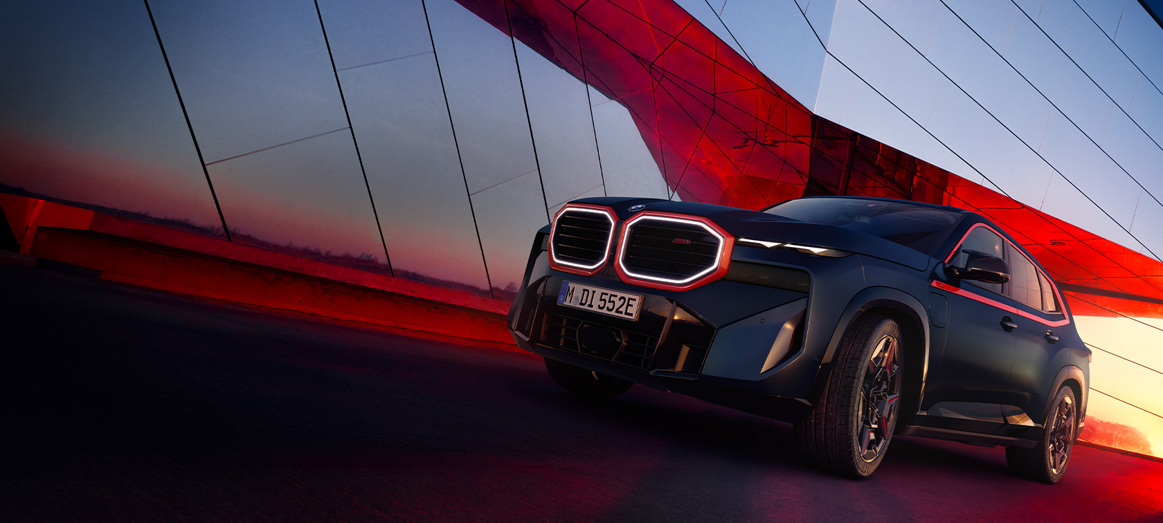 BMW XM G09 Label Red 2023, lava, huviärataja