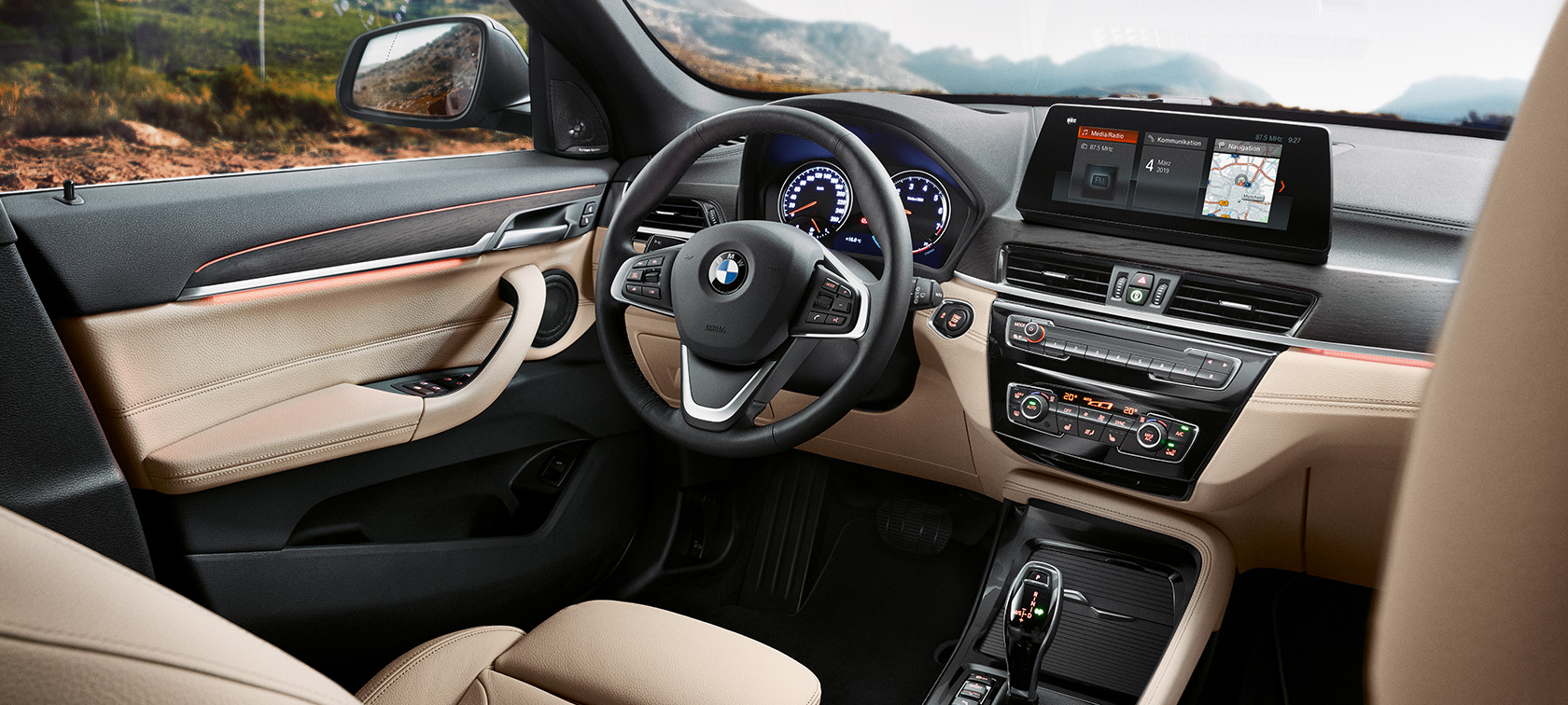 BMW X1, juhikoht BMW X1, salong fookusega juhikohale