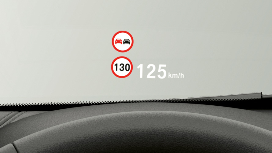 BMW X1 Head-Up Display. BMW X1 salong,vaade BMW Head-up Display’le.