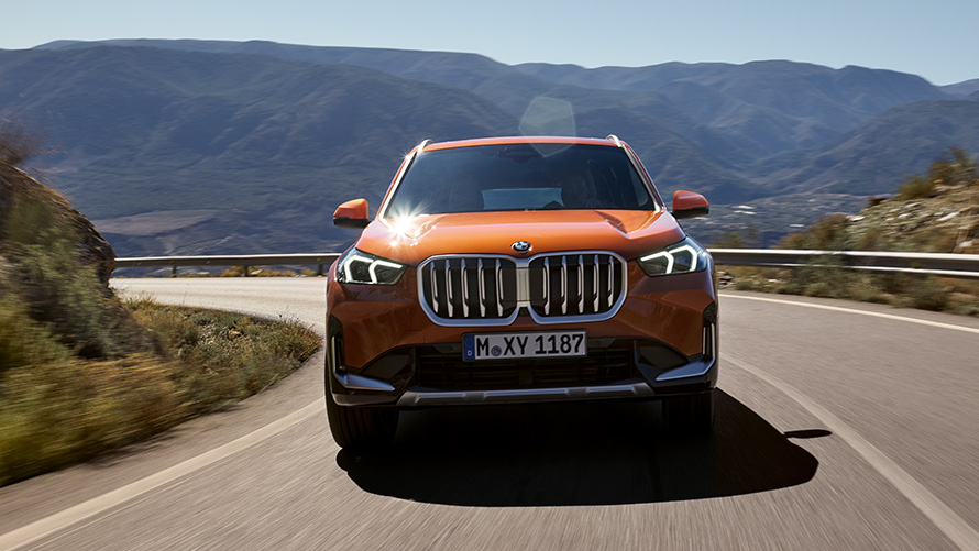 Juhiabisüsteemid, BMW X1 U11 2022 xLine sisepõlemismootoriga BMW X1 U11 2022 xLine sisepõlemismootoriga, Utah Orange metallik, juhiabisüsteemid, turvalisus
