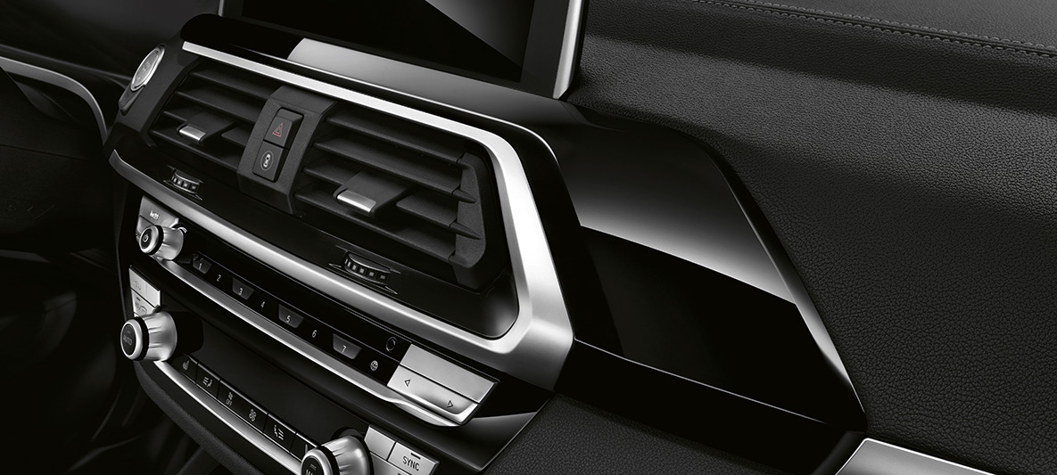 BMW Individual salongi dekoratiivliistud Piano Finish Black, BMW X4 BMW Individual salongi dekoratiivliistud Piano Finish Black, BMW X4 G02 2018, salong