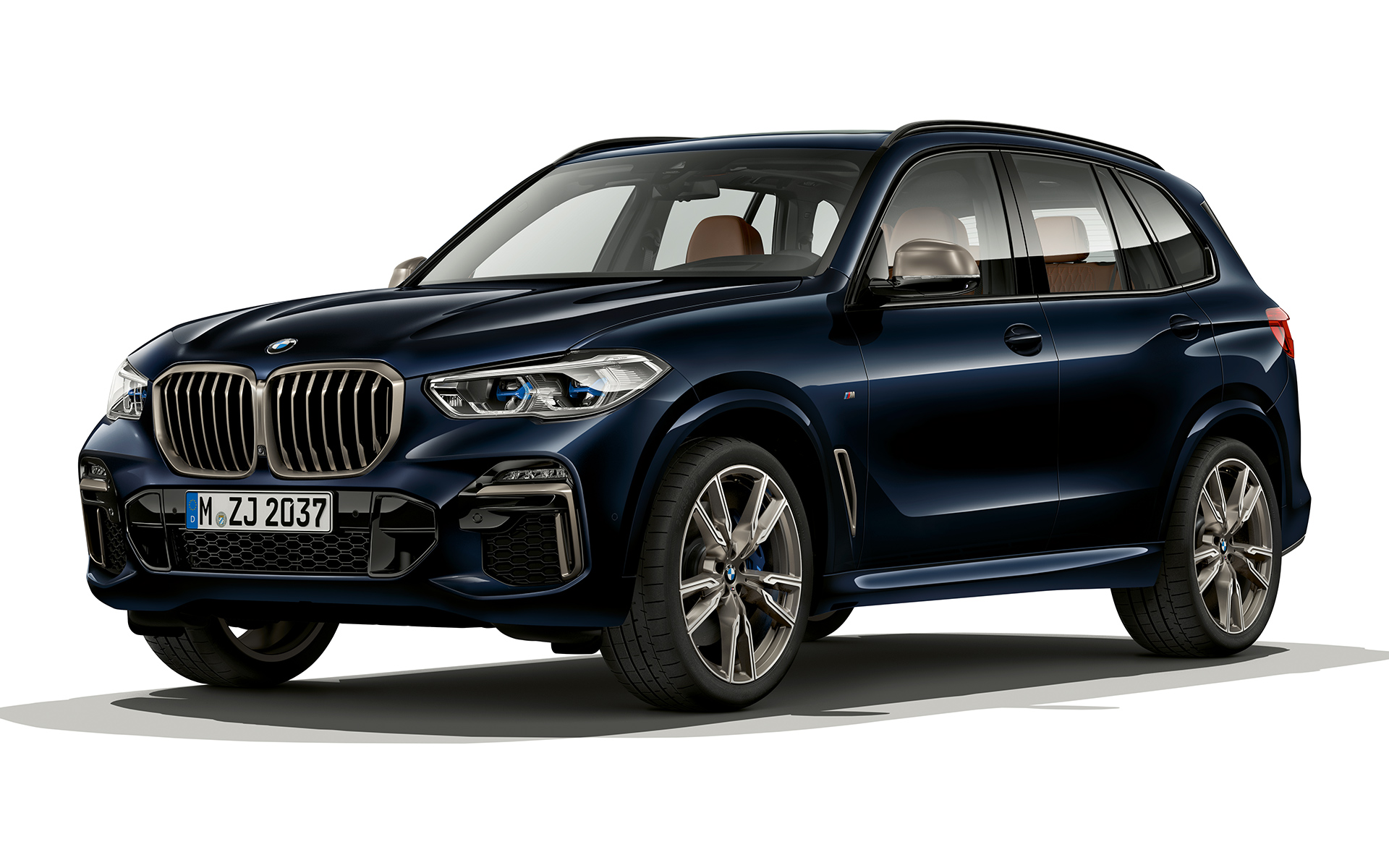 BMW X5 M50d eest BMW X5 M50d esiosa öösel
