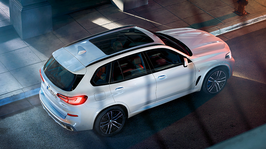 BMW X5 seismas, ülaltvaates BMW X5 seismas, ülaltvaates