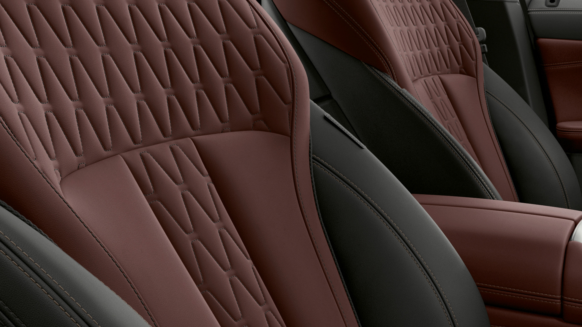 BMW X6 Individuali istmekatted. BMW X6 Individuali salong vaatega istmekatetele.