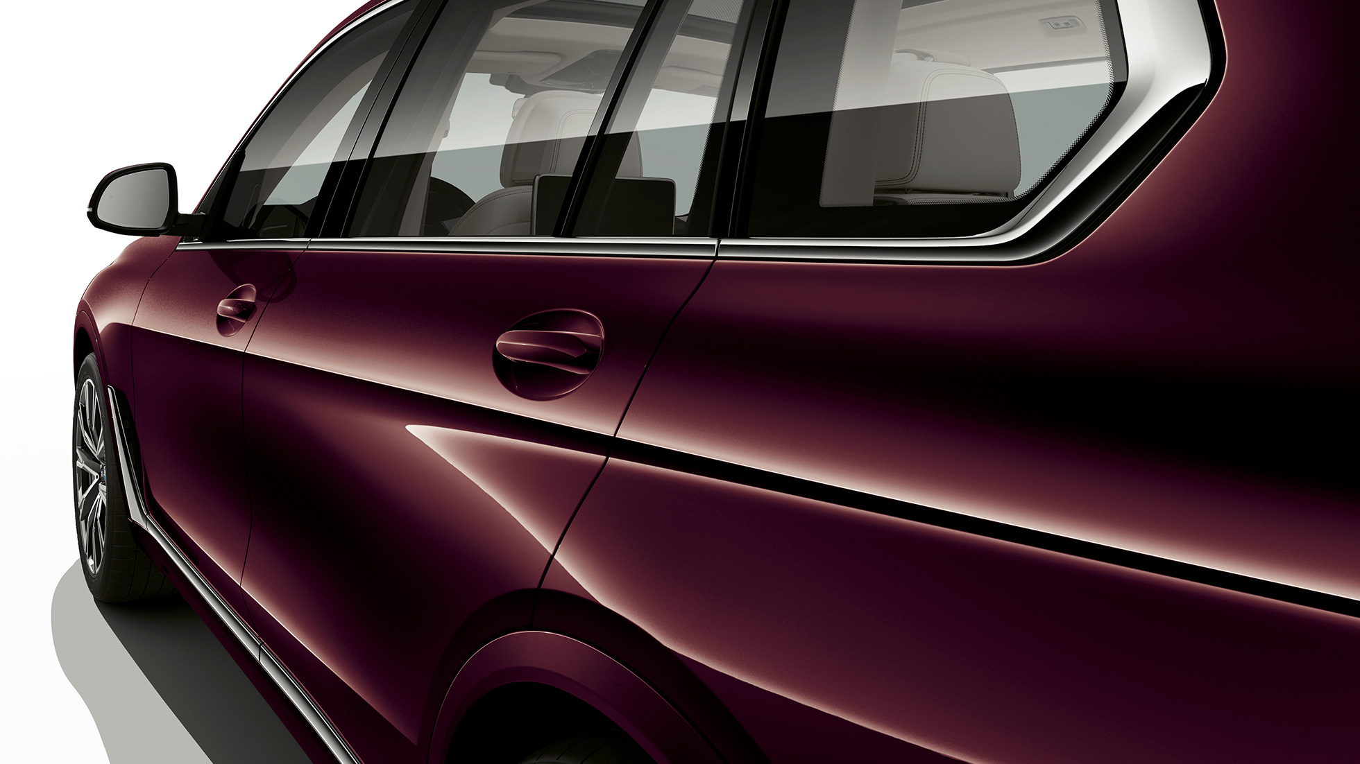 BMW X7, M Sportpaketi juhikoht BMW X7 M Sportpaketi varustusega juhikoha lähivaade eest