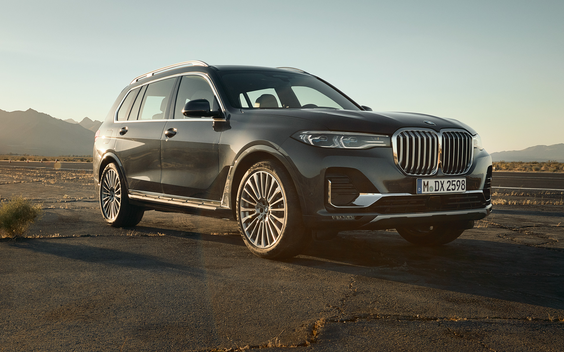 Executive Drive Proga BMW X7 G07 2019, kolm neljandikku tagantvaade Executive Drive Proga BMW X7 G07 2019, kolm neljandikku tagantvaade
