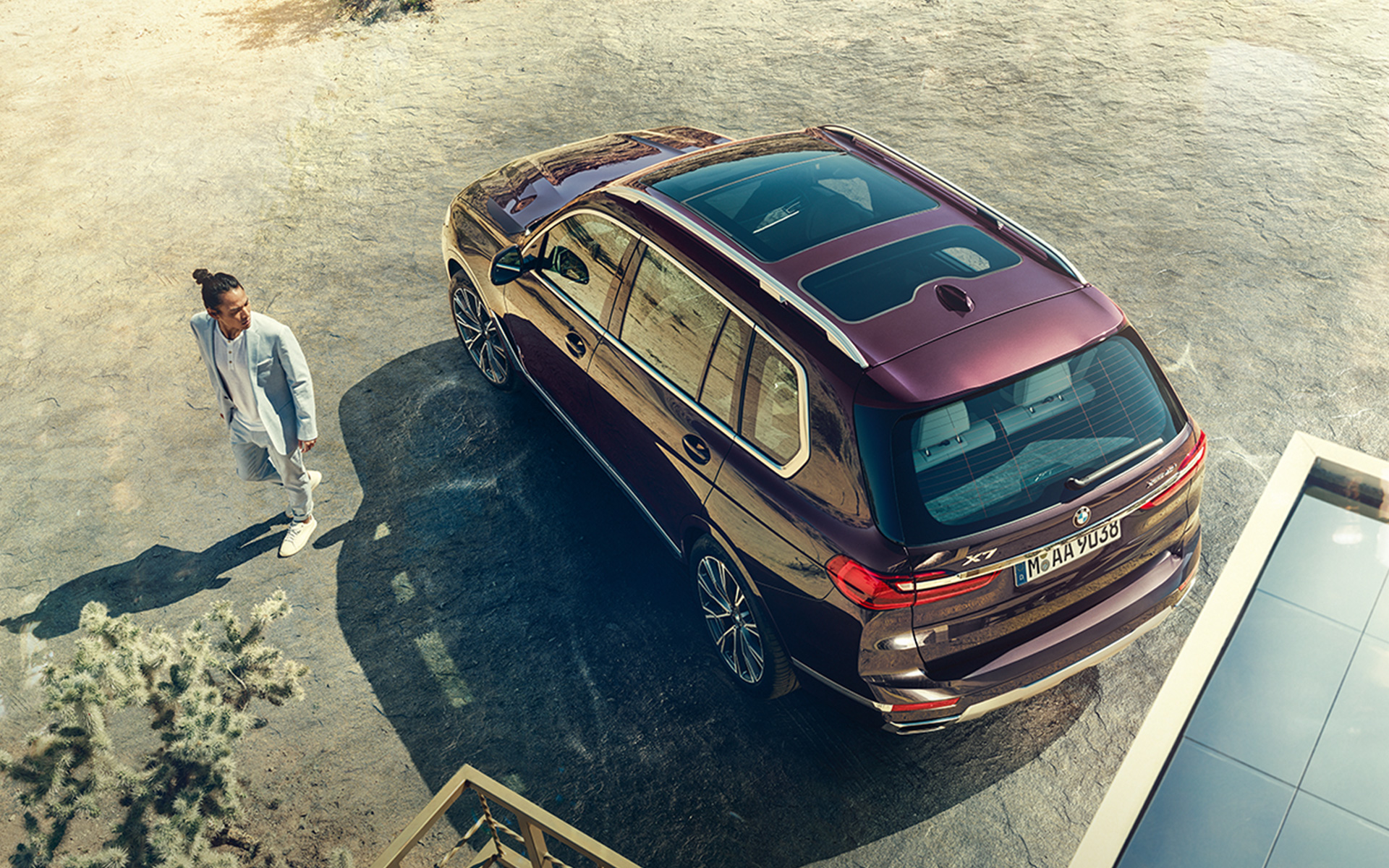 BMW X7 Individual xDrive40i G07 2018, Ametrin metallik, ülaltvaade modelliga BMW X7 Individual xDrive40i G07 2018, Ametrin metallik, ülaltvaade modelliga