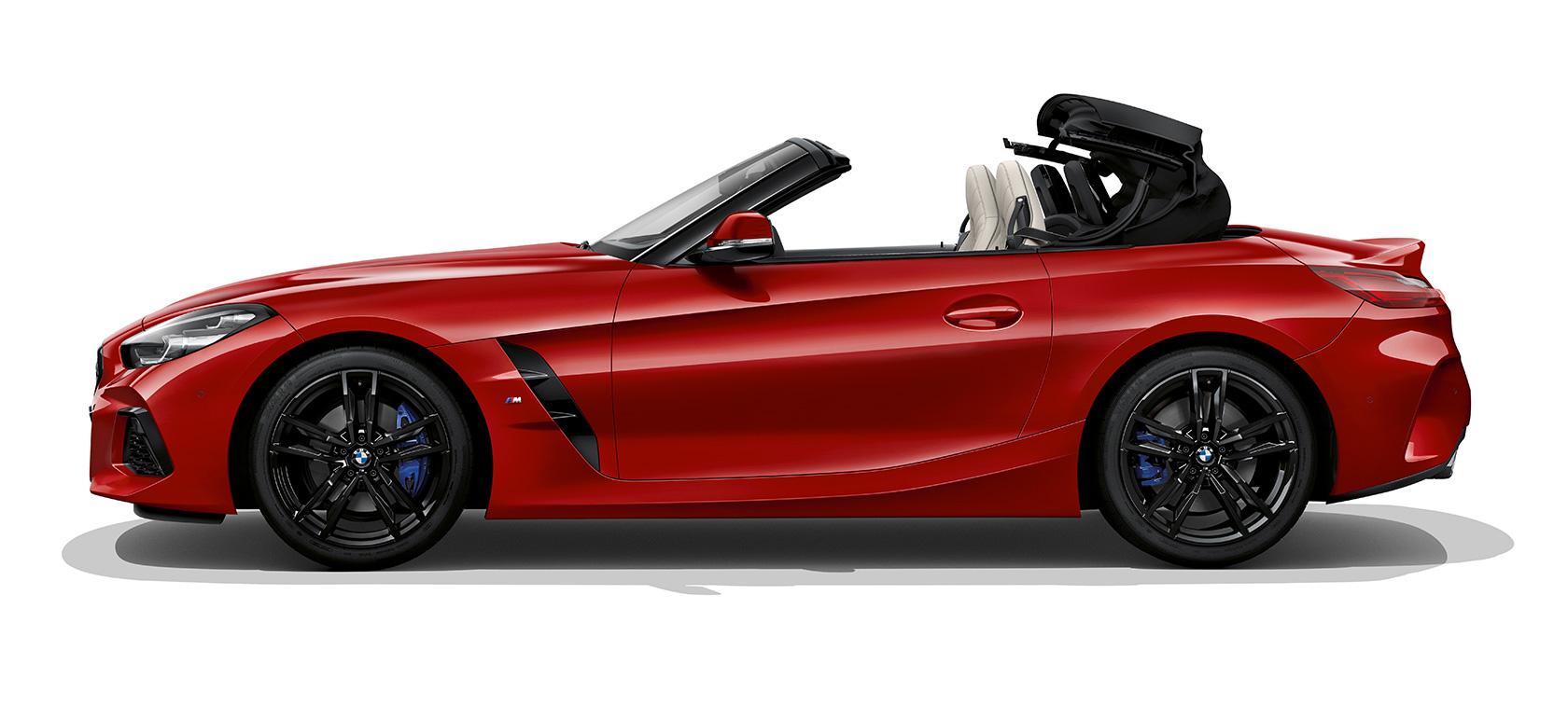 BMW Z4 Roadster (G29), külgvaade BMW Z4 Roadster (G29), külgvaade avaneva katusega