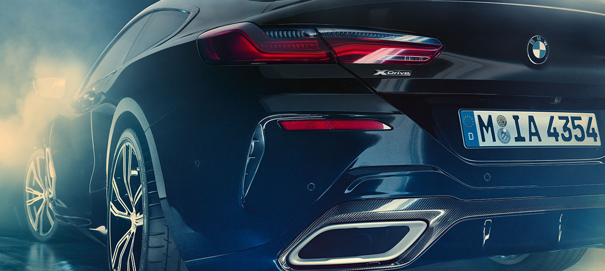 BMW Individual M850i NIGHT SKY, 3/4 tagantvaates BMW Individual M850i NIGHT SKY, BMW Individual sportistmed, lävivaade