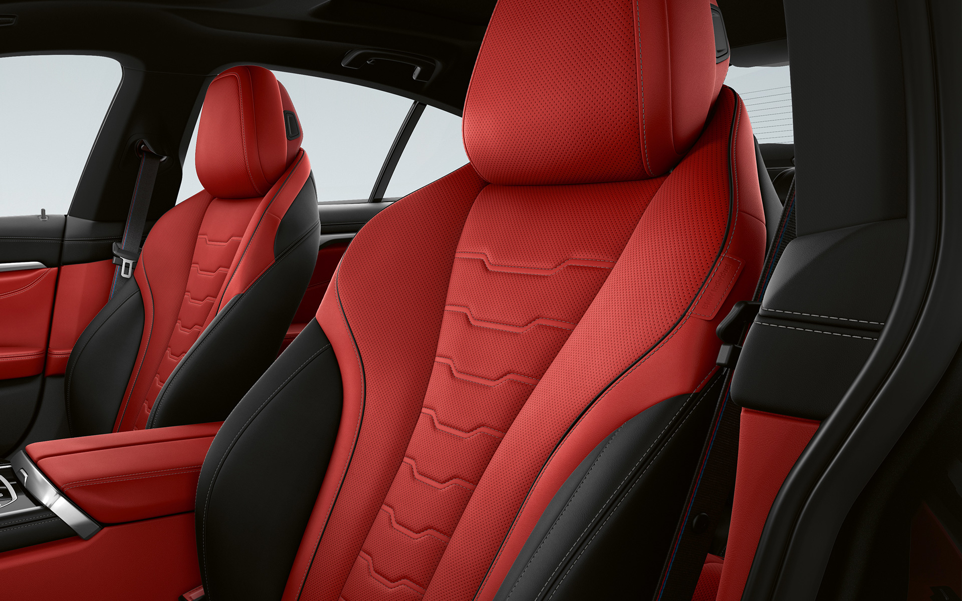 BMW Individuali täisnahkpolster ‘Merino’ peene tekstuuriga Fiona Red/Black