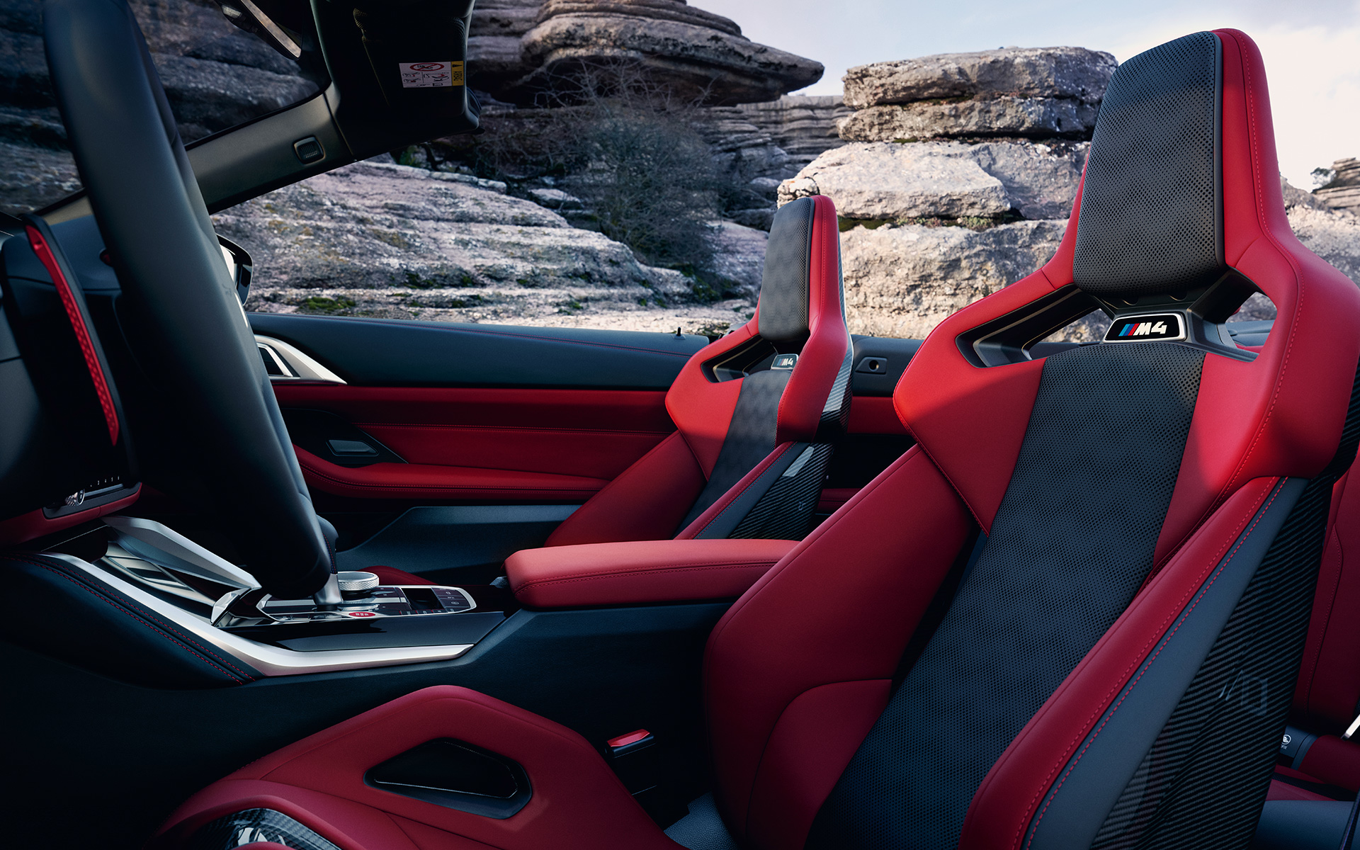 BMW Individuali täisnahkpolster ‘Merino’ peene tekstuuriga Fiona Red/Black
