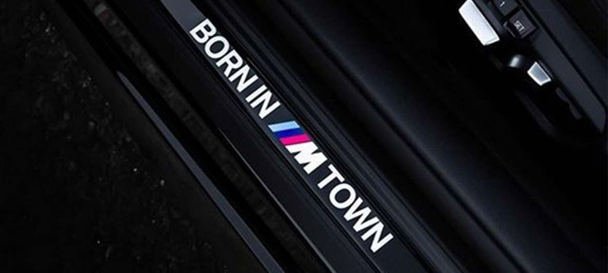 BMW Individuali ukselävekate, BMW M Town, lähivaade BMW Individuali ukselävekate, BMW M Town, lähivaade