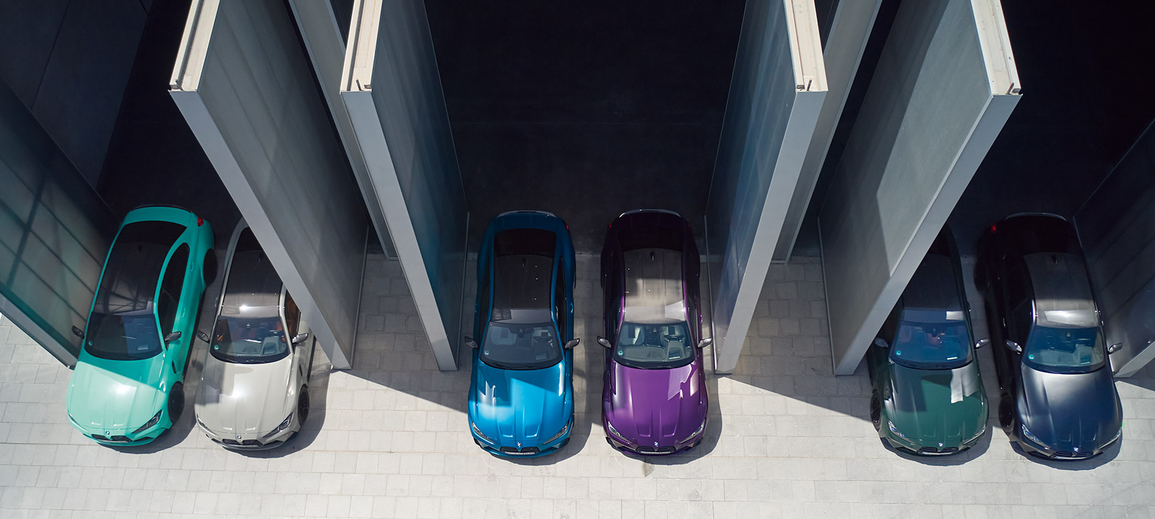 Kuus BMW Individuali värviviimistlusega BMW M-mudelit, ülaltvaade