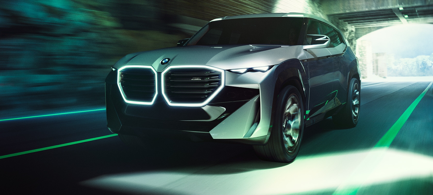 BMW Concept XM (G09), kolm neljandikku eestvaade seistes BMW Concept XM (G09), kolm neljandikku eestvaade seistes
