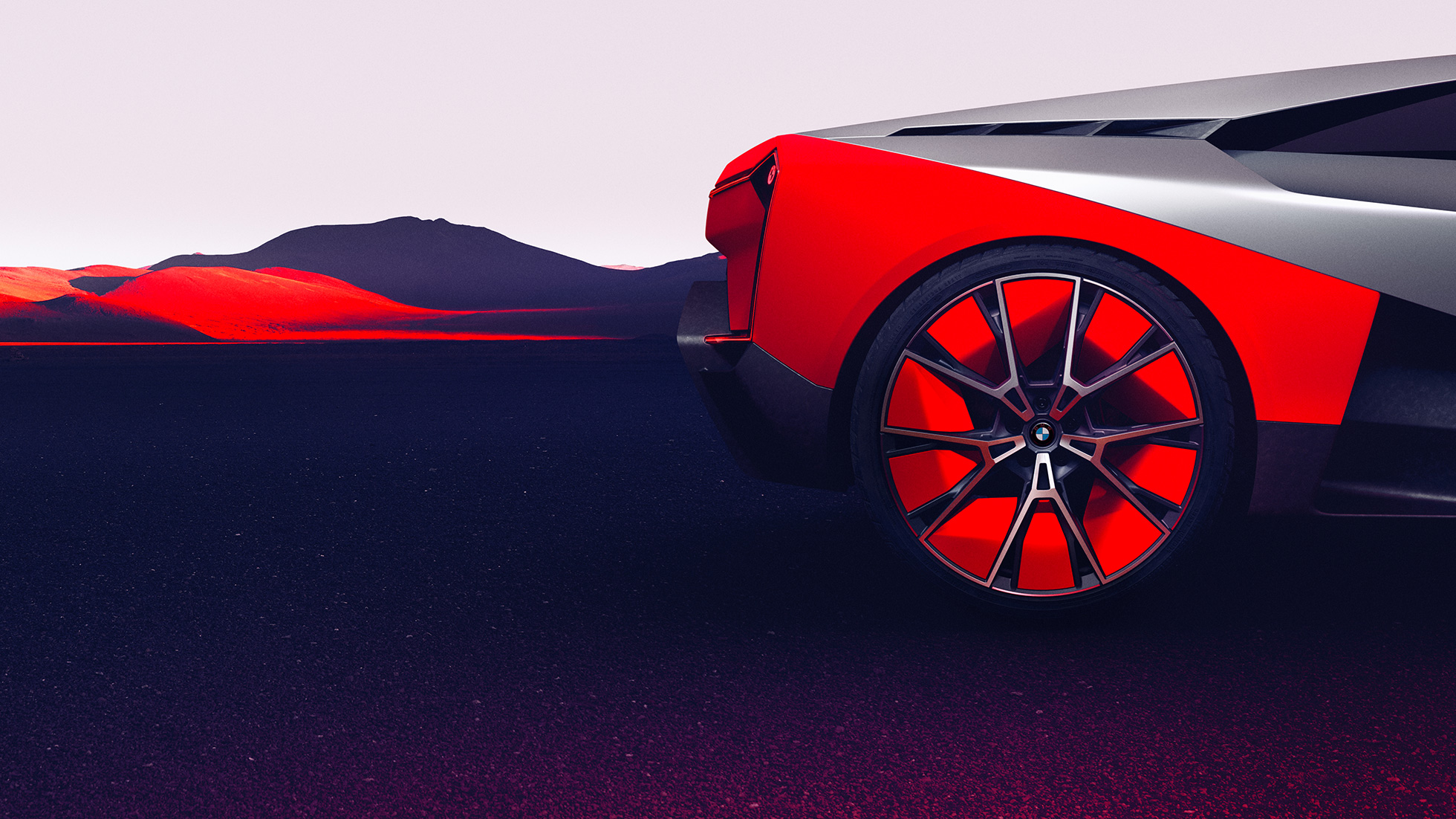 BMW Vision M NEXT, külgvaade BMW Vision M NEXT, külgvaade seistes, veljed