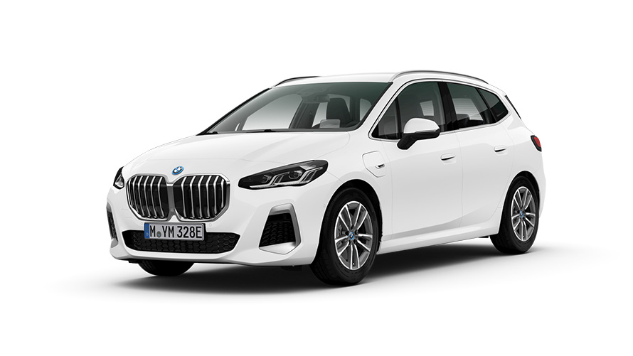 BMW 225xe Active Toureri pistikhübriid, kolm neljandikku eestvaade BMW 225xe Active Toureri pistikhübriidi stuudiovõte, kolm neljandikku eestvaade