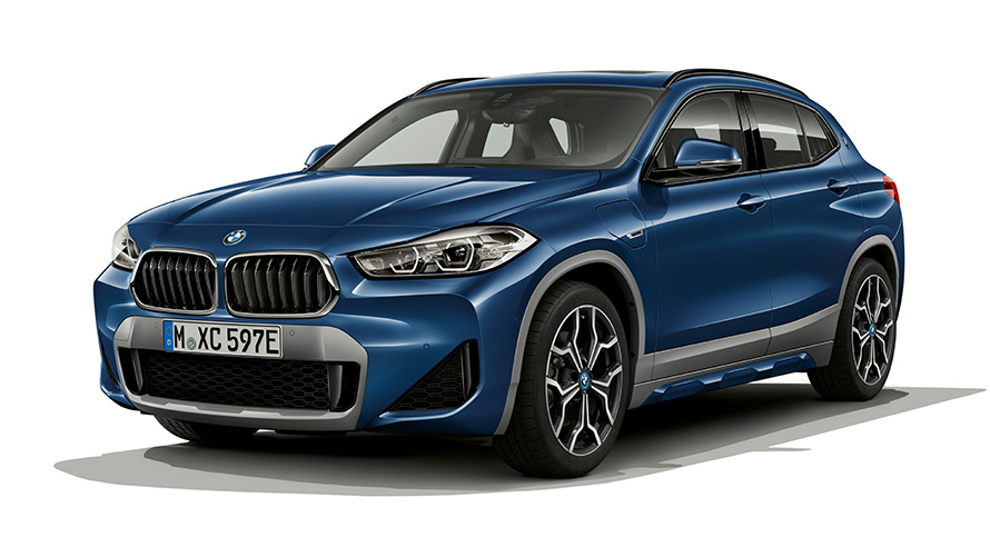 BMW X2 xDrive25e pistikhübriid, kolm neljandikku eestvaade BMW X2 xDrive25e pistikhübriidi stuudiovõte, kolm neljandikku eestvaade