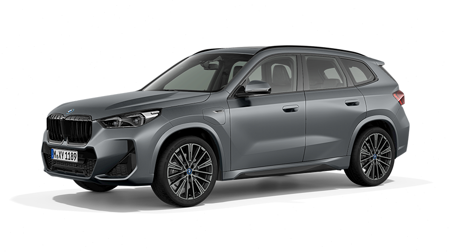 BMW X1 xDrive30e pistikhübriid, kolm neljandikku eestvaade BMW X1 xDrive30e pistikhübriid, stuudiovõte, kolm neljandikku eestvaade