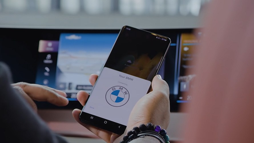 Android Auto™ funktsioone ja eeliseid selgitatakse juhendvideos Android Auto™ funktsioone ja eeliseid selgitatakse juhendvideos