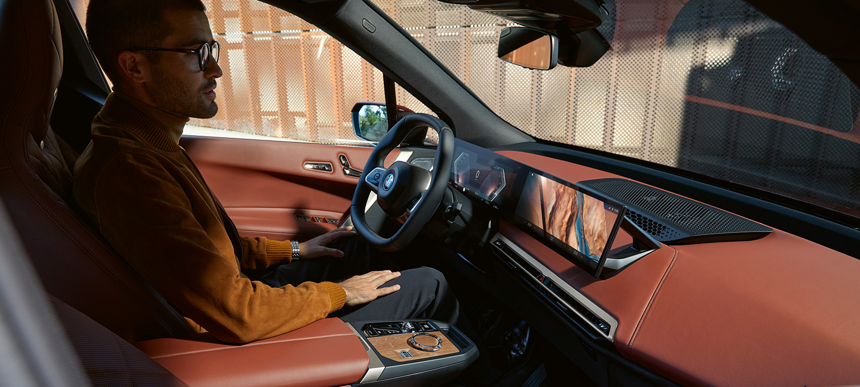 BMW iDrive BMW ConnectedDrive‘i uuenduslik juhtimiskontseptsioon BMW iDrive