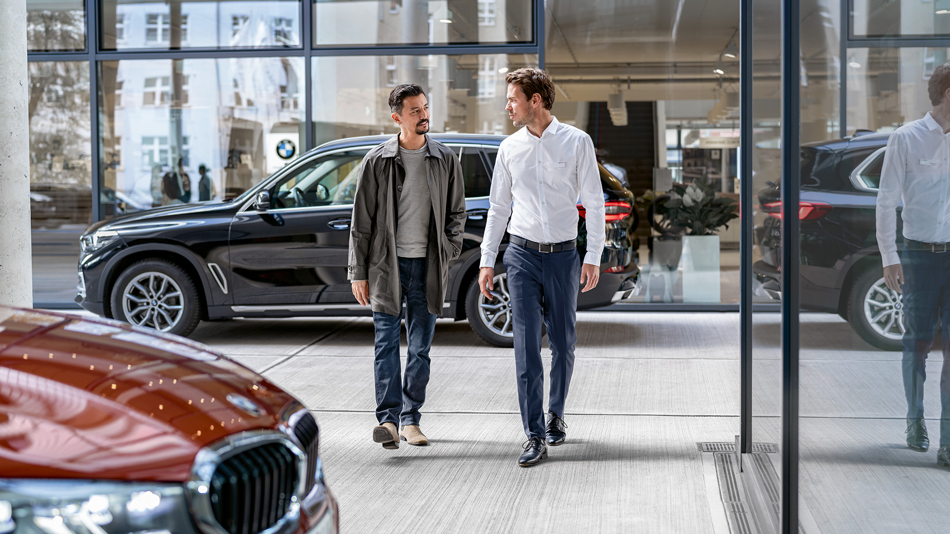 BMW Service BMW teeninduspakkumus BMW Service mees BMW partneri juures