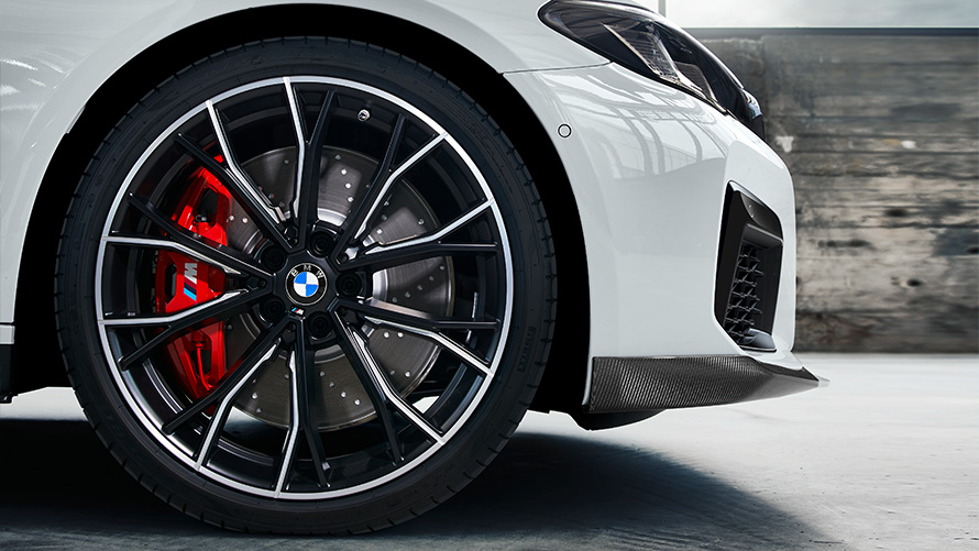 20-tollised M Performance Double-spoke 669 M Jet Black matt/läikivtreitud suvekomplekt. 20-tollised BMW M Performance Double-spoke 669 M Jet Black matt/läikivtreitud suvekomplekt