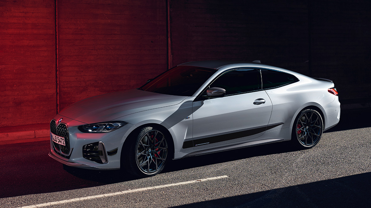BMW 4. seeria Coupé G22 BMW, M Performance lisavarustus BMW 4. seeria Coupé G22 BMW, M Performance lisavarustus, külgvaade