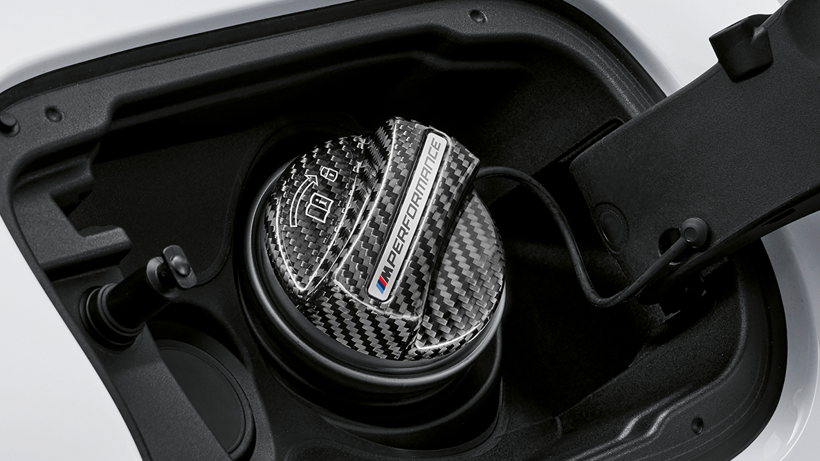 BMW 4. seeria Coupé G22, M Performance süsinikkiust kütusepaagi kork BMW 4. seeria Coupé G22, M Performance süsinikkiust kütusepaagi kork, detailvaade