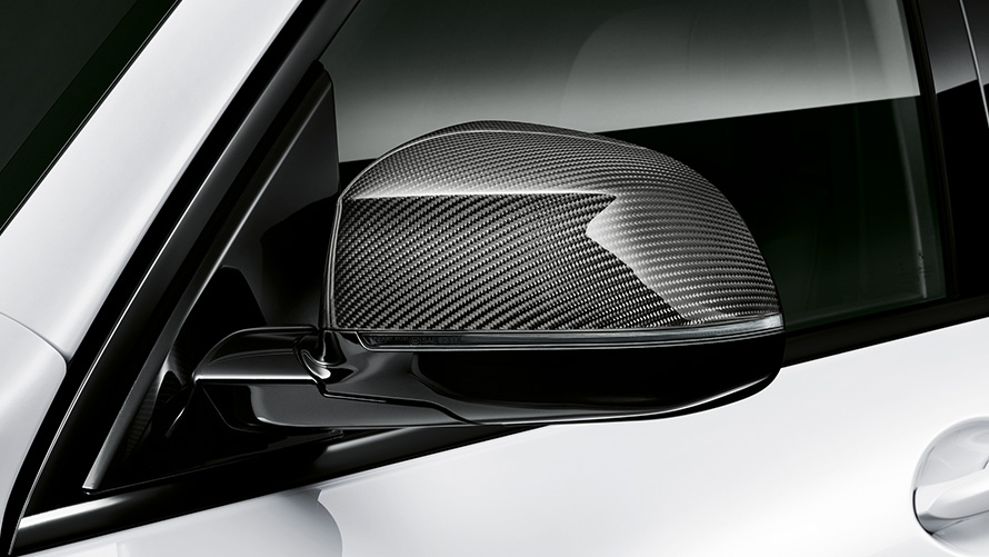 M Performance’i küljepeeglite süsinikkiust raamid BMW M Performance’i lisavarustus, BMW M Performance’i küljepeeglite süsinikkiust raamid