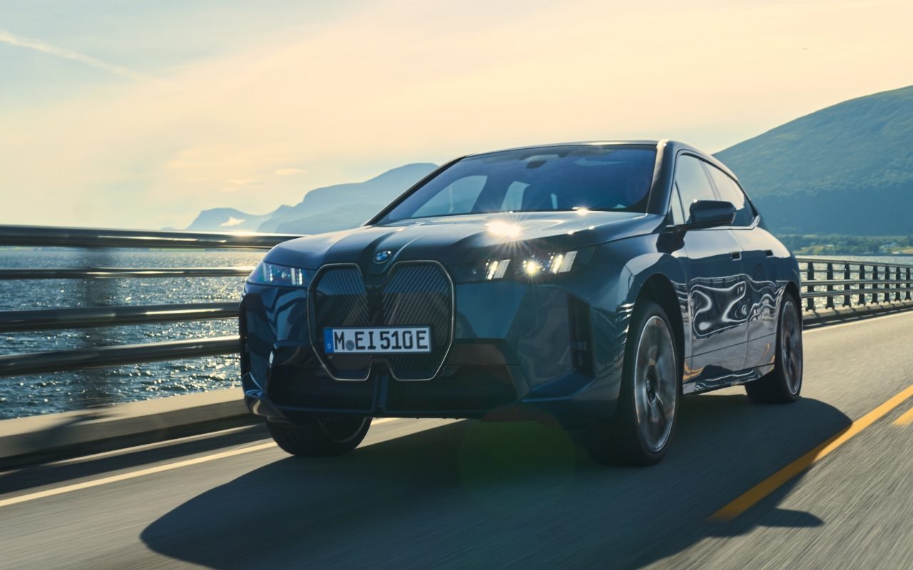 BMW iX xDrive60