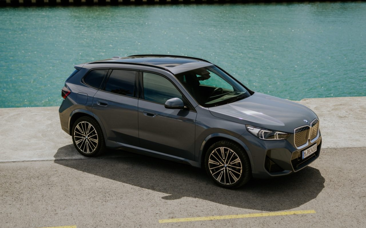 BMW iX1 xDrive30
